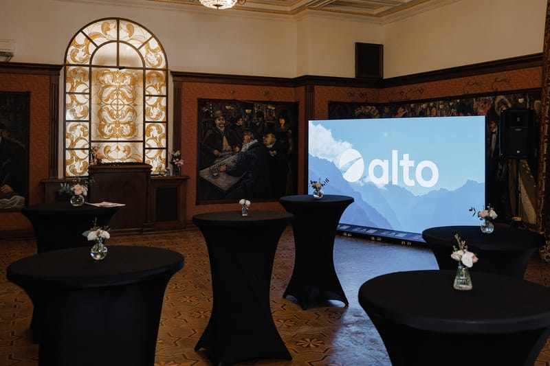 Balul de absolvire – Harvard Business School Online, platforma maib alto